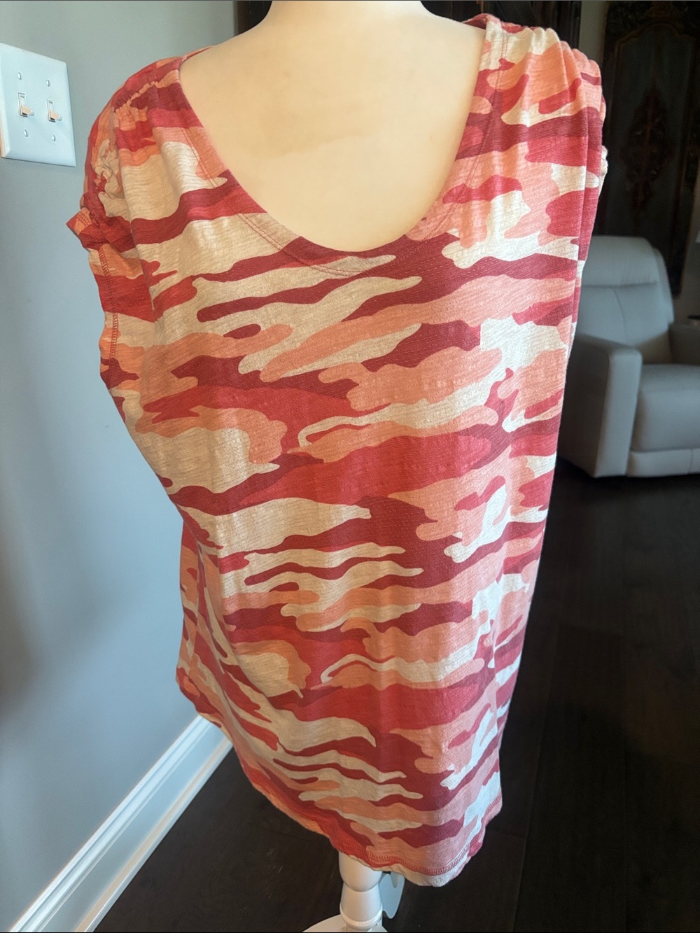 Women's Pink Camo Scoop Neck Top